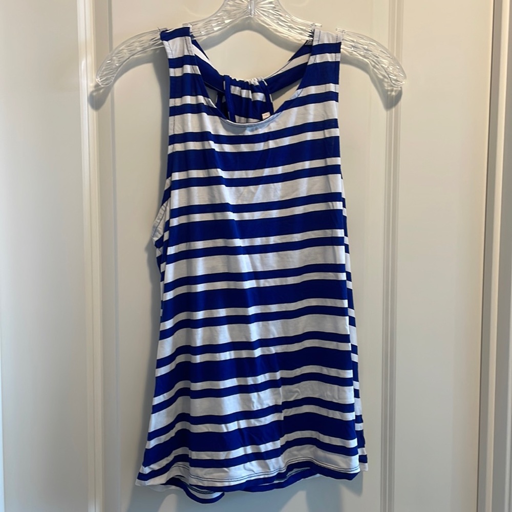 Skies are Blue white/ blue striped tank size S